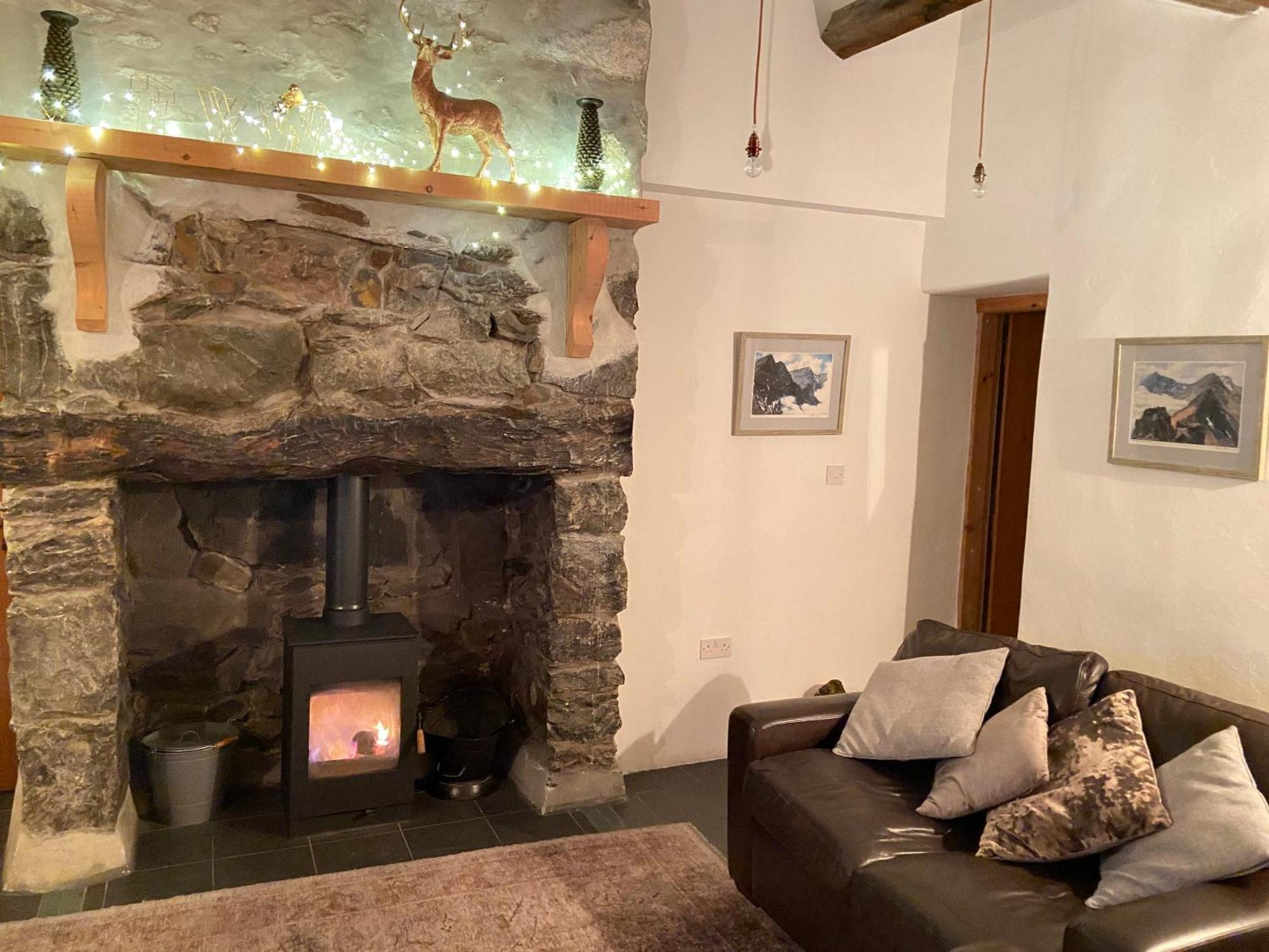 Close To Snowdon With Mountain Views Of Snowdonia *